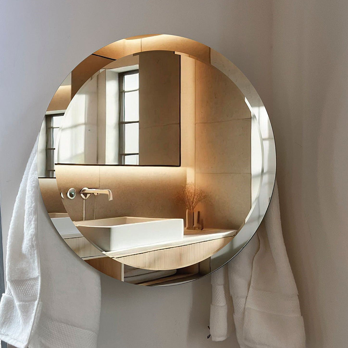 Cinier Orbeo Mirror Towel Warmer – – –