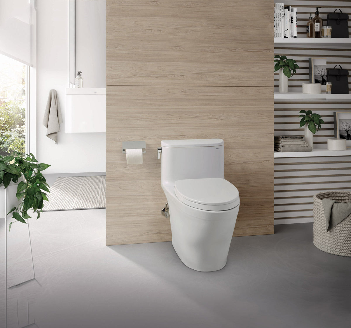 TOTO® Nexus® One-Piece Elongated 1.28 gpf Universal Height Toilet with Softclose® Seat – Elongated – Ebony –