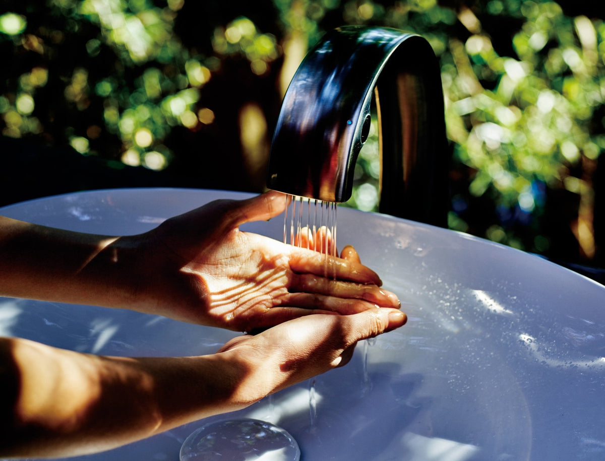 TOTO® ZN 1.1 gpm Electronic Touchless Bathroom Faucet with Soft Flow™ and Safety Thermo™ Technology – Polished Chrome – –